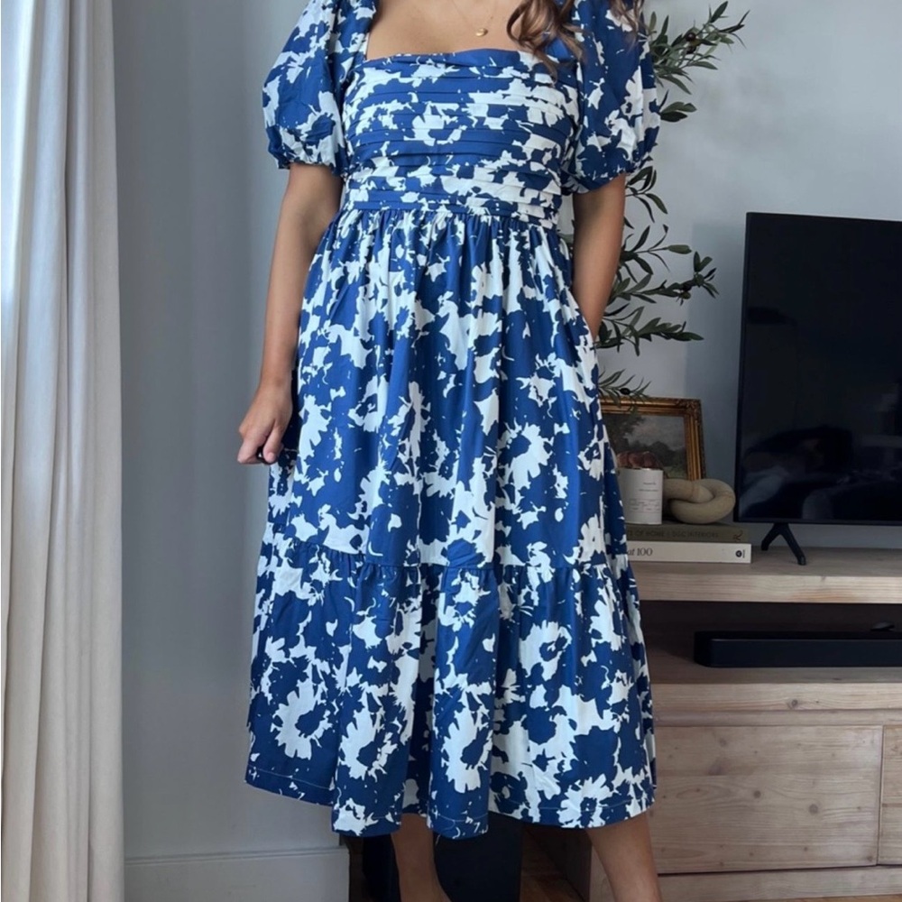NWT Abercrombie & Fitch Blue and White Puff-Sleeve Midi Dress